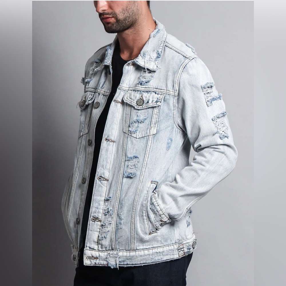 Victorious Men's Light Wash Distressed Denim Jacket